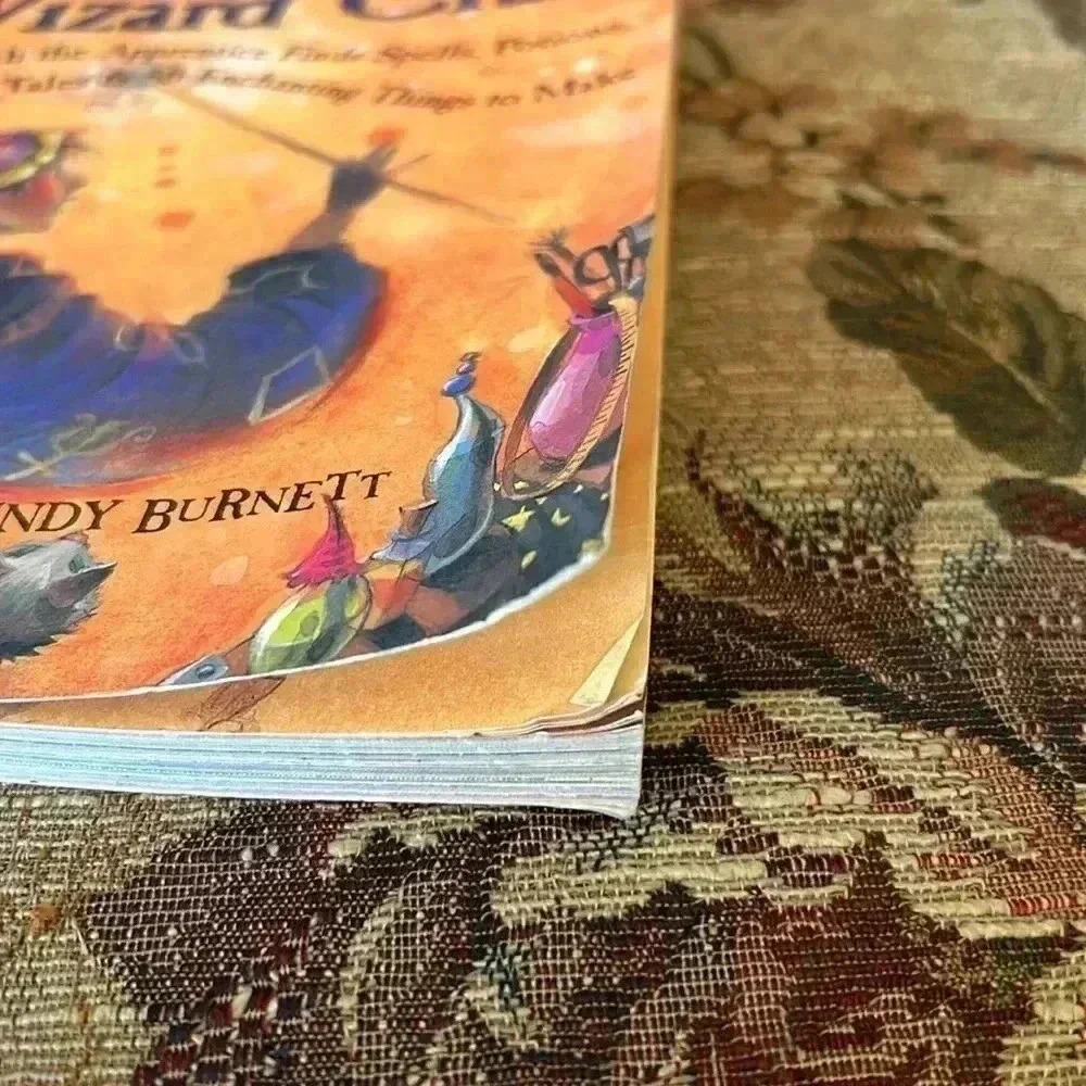 Vintage The Book of Wizard Craft Spells, Potions, Tales & 50 Things to Make Y2K - Picture 11 of 13